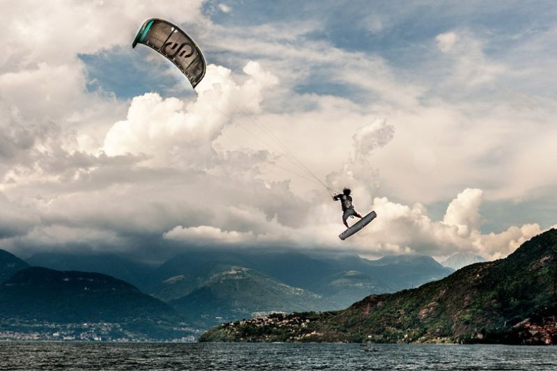 f6036   nielsholmgaard   como lake flying