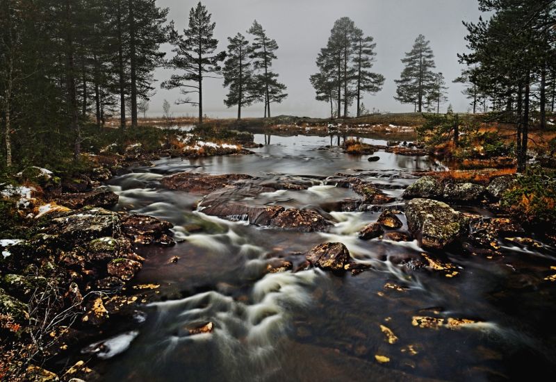 f8409   kjeld christensen   flowing water
