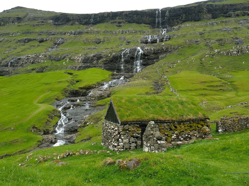 f7001   erik juul   landskab faroe