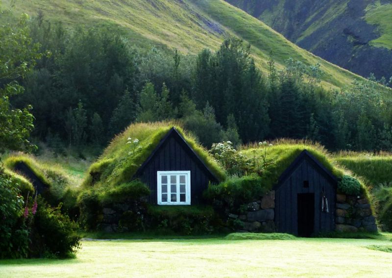 f8101 lars nyberg gl. islandske huse