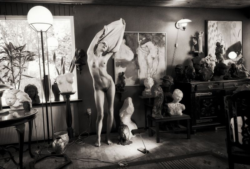 m6002   henrik r. kristensen undressing