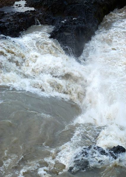 s8107 godafoss island